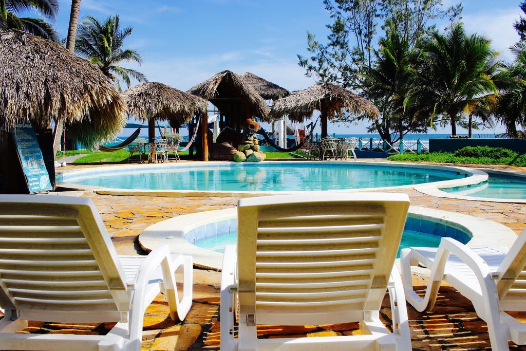 Azul Surf Club Hotel Ел Куко Екстериор снимка