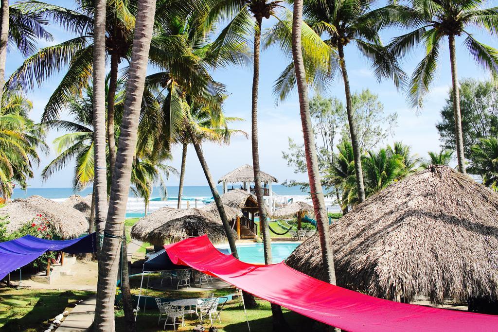 Azul Surf Club Hotel Ел Куко Екстериор снимка