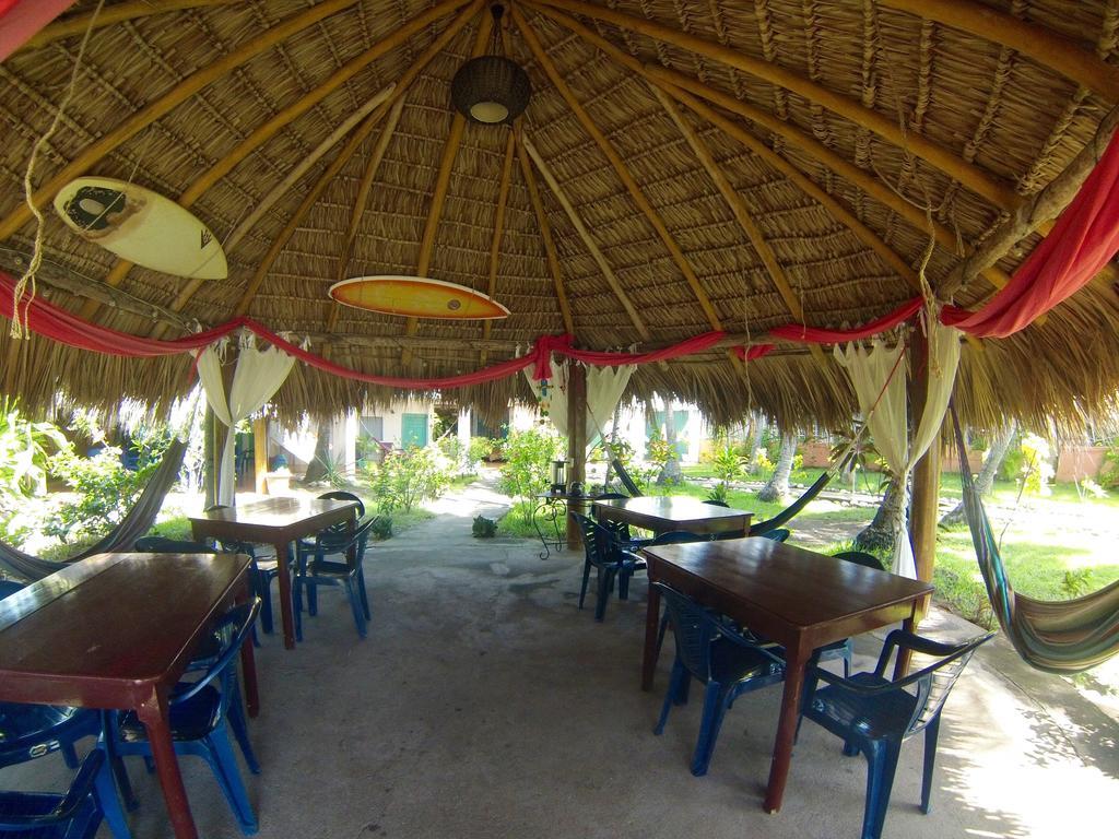 Azul Surf Club Hotel Ел Куко Екстериор снимка